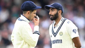 Trott Urges Support for Bumrah, Questions Gill's Captaincy Amidst India's Test Struggles
