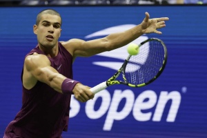 US Open 2025: Carlos Alcaraz's buzz cut vs Andre Agassi's bald era - what is similar, what is not