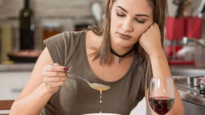 11 reasons you are not hungry: Causes and health risks behind loss of appetite