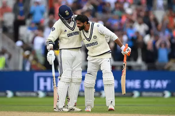 Jadeja and Washington celebrate centuries in the final session.