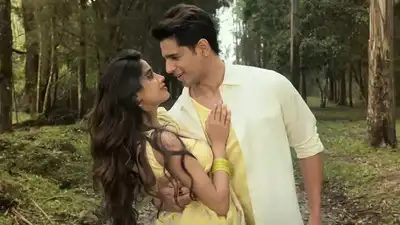 'Param Sundari' Box Office: Janhvi Kapoor & Sidharth Malhotra's Rom-Com Soars to ₹10.25 Crore on Day 3, Weekend Collection Reaches ₹26.75 Crore